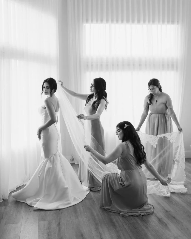 Bridesmaids are more than just a pretty group in matching dresses—the bride’s confidantes, her calm, and her greatest source of joy on the wedding day. 🌸🌷🌺🪻🌼
⠀⠀⠀⠀⠀⠀⠀⠀⠀
As a planner, I know a strong support system is just as essential as the perfect dress or the dream venue, and I’ve seen firsthand how much a joyful, present bridal party can set the tone for the whole day.
⠀⠀⠀⠀⠀⠀⠀⠀⠀
Three essentials for brides and bridesmaids:
⠀⠀⠀⠀⠀⠀⠀⠀⠀
🎀 Nourish and hydrate—glam is important, but so is feeling your best…trust me hungry bridesmaids are a real thing.
⠀⠀⠀⠀⠀⠀⠀⠀⠀
🎀 Protect the energy—positivity is the best accessory and positive energy is contagious.
⠀⠀⠀⠀⠀⠀⠀⠀⠀
🎀 Let the professionals lead—your only job is to be fully present and in the moment.
⠀⠀⠀⠀⠀⠀⠀⠀⠀
A radiant bride is a supported bride—and we would be honored to ensure you have both, we’re just a consultation away. ✨
⠀⠀⠀⠀⠀⠀⠀⠀⠀
VENDOR CREDITS
⠀⠀⠀⠀⠀⠀⠀⠀⠀
Planner & Designer @hlovely
Photo and Video @redamancyphotofilm
Floral Design @deflorala
Beauty Team @designvisage
Cake @toptiertreats
Venue @cielofarms
DJ @voxdjs
Catering @treslacatering @treslagroup
Rentals @premiere_rents
⠀⠀⠀⠀⠀⠀⠀⠀⠀
#hllovely #hllovelycreations
⠀⠀⠀⠀⠀⠀⠀⠀⠀
Wedding Planning | Wedding Planner | SoCal Weddings | Malibu | Malibu Weddings | Wedding Day | California Weddings | California Wedding Planner | Wedding Designer | Wedding Design | Cielo Farms | Cielo Farms Weddings